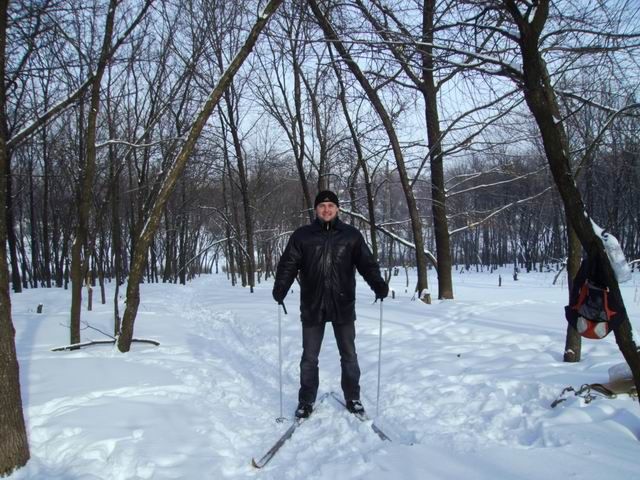Женя на лыжах