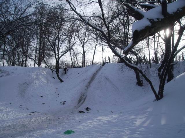 Горка на пляже