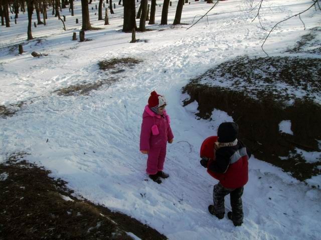  Катя налаживает отношения с местными аборигенами